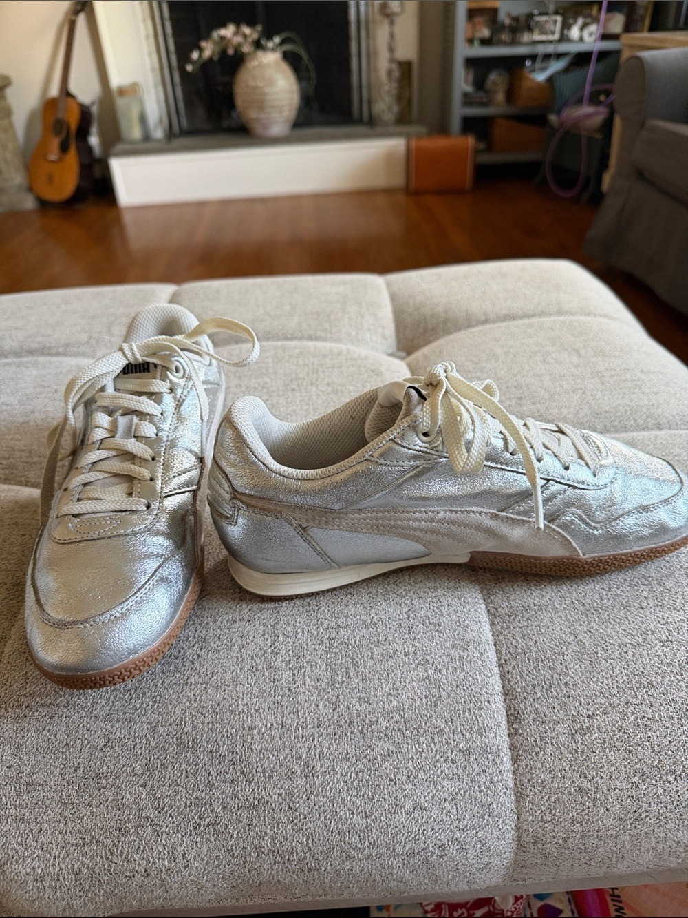 PUMA Bella Donna Metallic Silver Sneakers Women’s Sz 8
M
